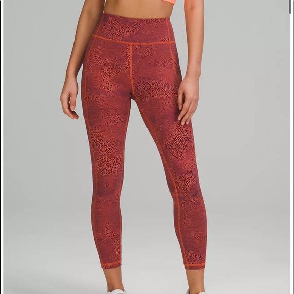 NWT lululemon Invigorate HR 25". Size 4. Color - CGWC - Crackle Glaze Orange. - Picture 4 of 6